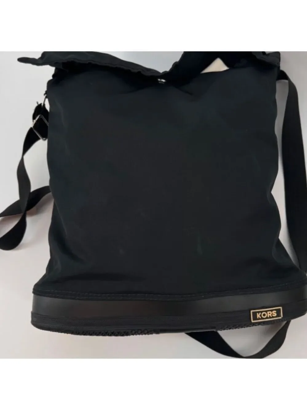 MICHAEL KORS Handbag Black Nylon Shoulder Bag Weatherpoof Rubber Sole Bottom